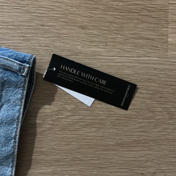 Banana Republic Flare Crop Jeans light wash - Picture 4 of 7